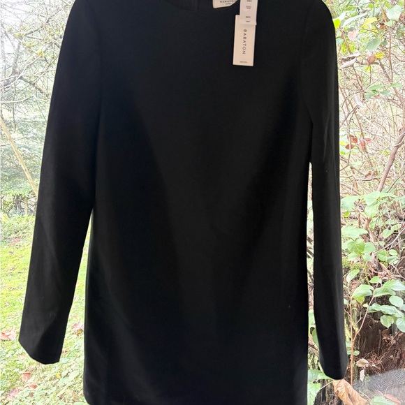 Babaton Dresses & Skirts - Aritzia (Babaton) Black Dress